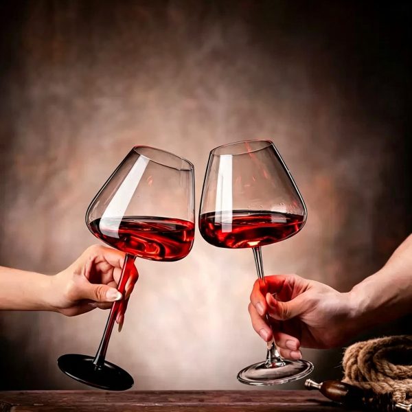 Red Palace Noir Wine Glass