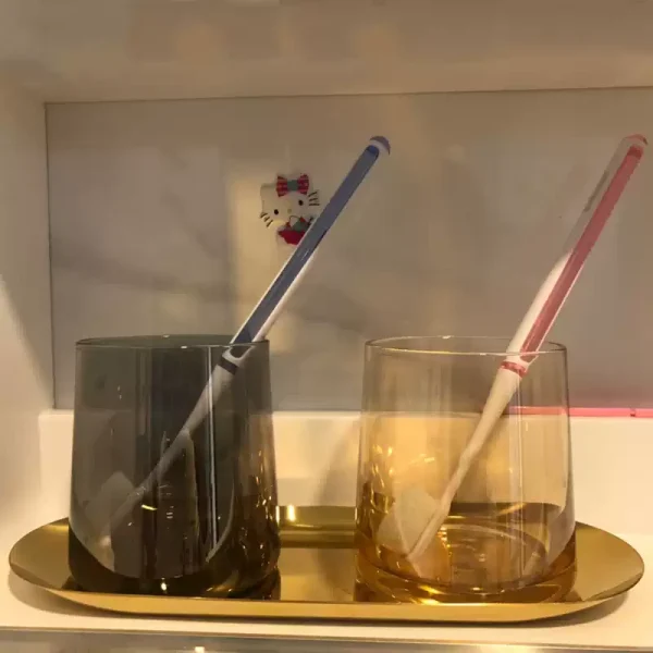 Trapezoid Rim Cup