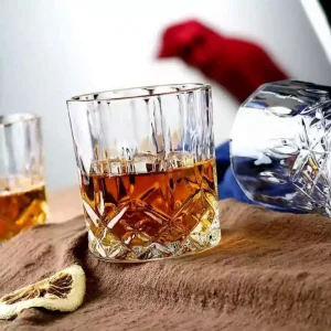 Whiskey Glass With Engraved Bottom