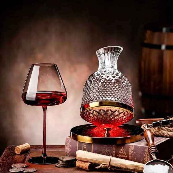 Red Palace Noir Wine Glass